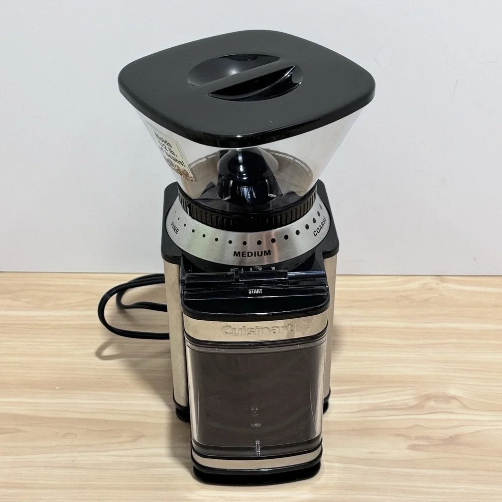 Cuisinart Supreme Grind Automatic Burr Mill Model DBM-8 Used 1 Time 18 Settings